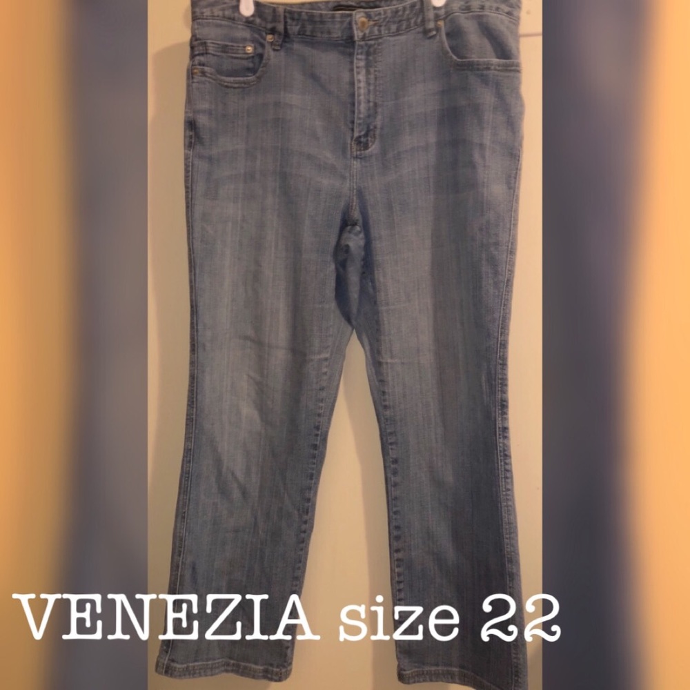 🌈VENEZIA stretch jeans, size 22